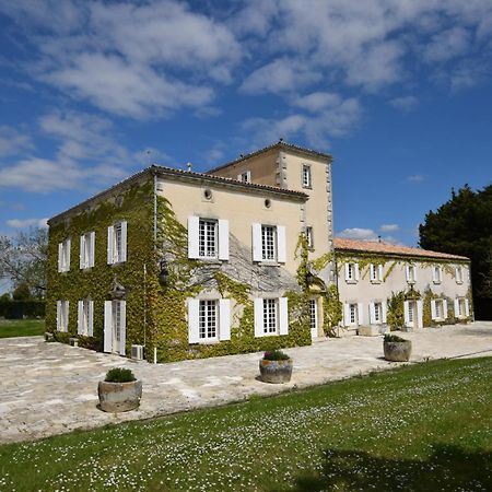 Clos De Bellevue Mortagne-sur-Gironde エクステリア 写真